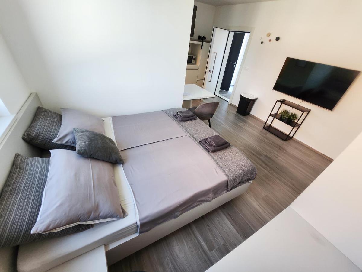 Villa Capris Apartments Koper Zewnętrze zdjęcie